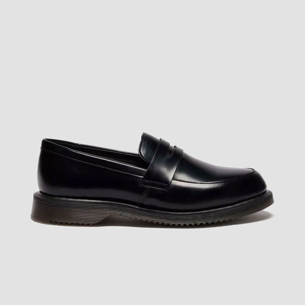 Dr. Martens loafersy Temara Polished Smooth czarne 41359001