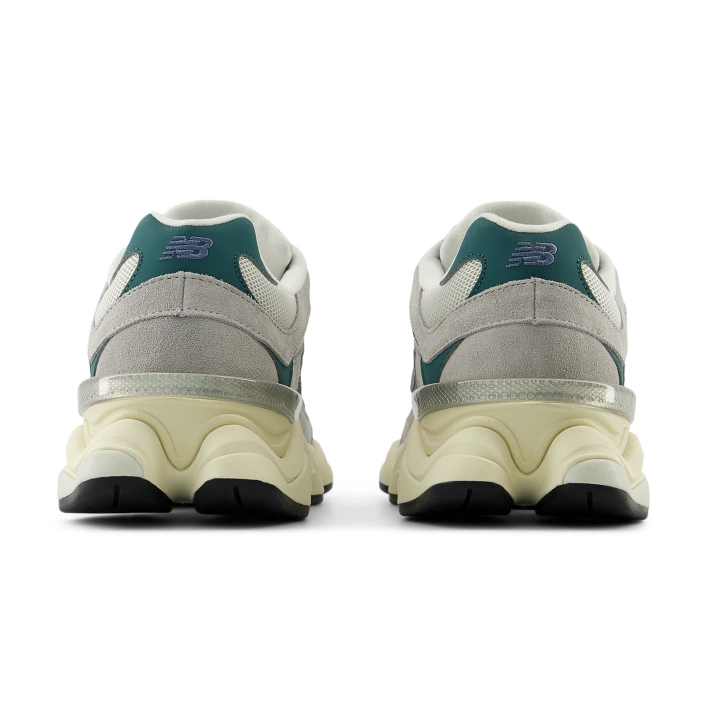 New Balance Buty Sneakersy Szare 9060 U9060HMS