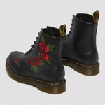 Dr. Martens glany 1460 Vonda Floral z haftem czarne damskie 24722001