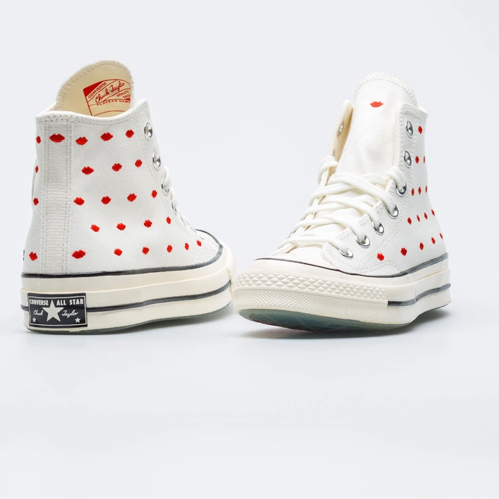 Converse CHUCK 70 HI EMBROIDERED LIPS A01601C