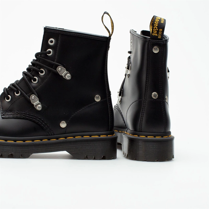 Dr. Martens 1460 BEX STUD BOOT BLACK FINE HAIRCELL 26959001