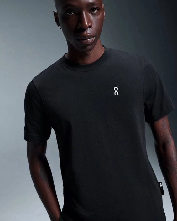 On Running GRAPHIC-T WARP Black 1ME30570553