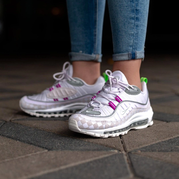 Nike Wmns Air Max 98 CJ9702-500