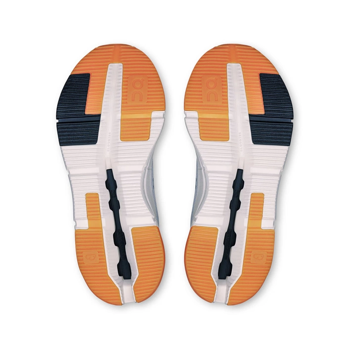 On CLOUDNOVA FORM 2 Truffle-Dew 3WE30174141