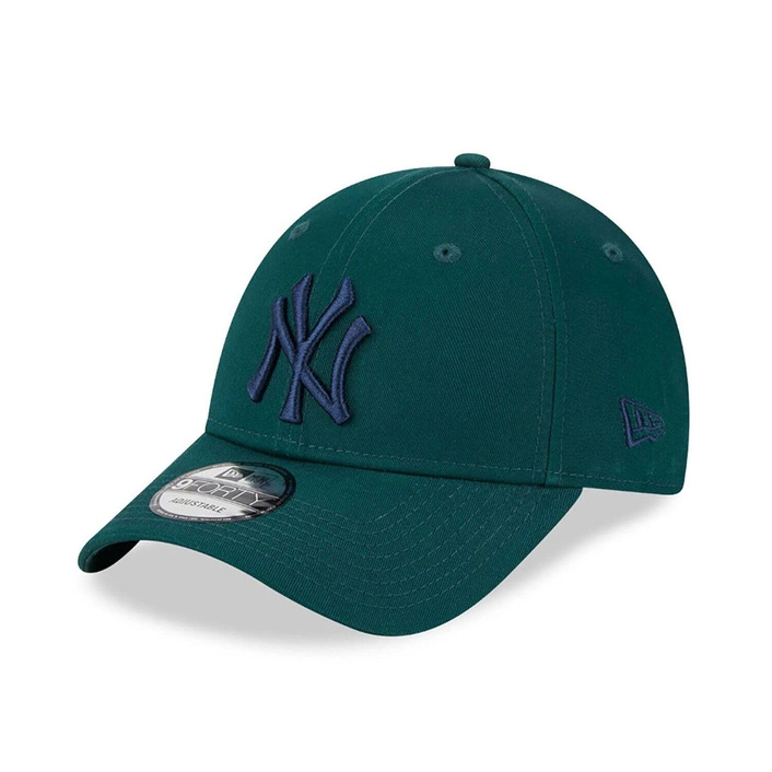 New Era New York Yankees League Essential Green 9FORTY Adjustable Cap