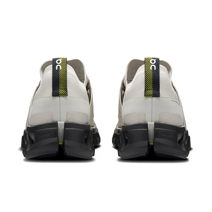 On CLOUDSWIFT 4 Wolf-Black 3MF10133275