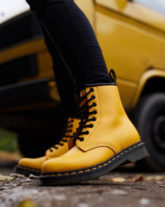 Dr. Martens BUTY DAMSKIE 1460 YELLOW SMOOTH 24614700