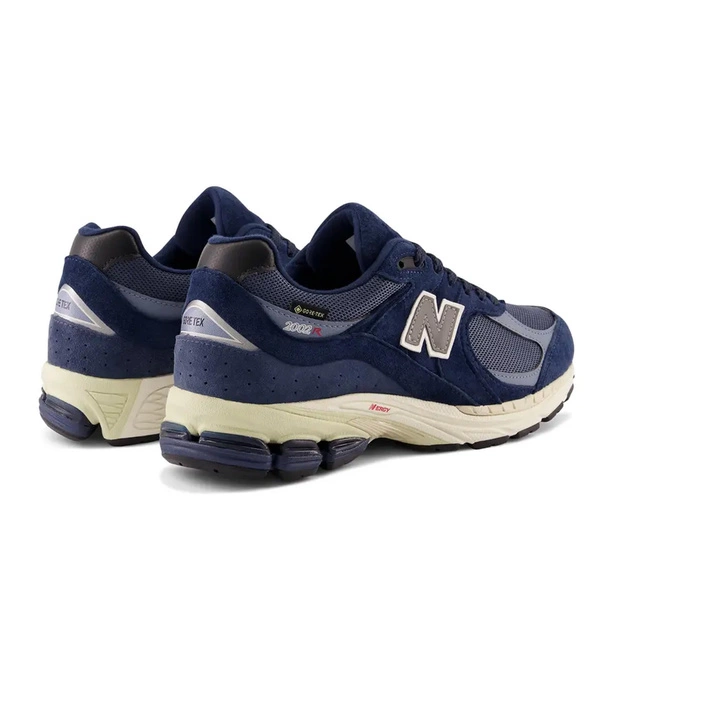 New Balance M2002RXF GORE-TEX