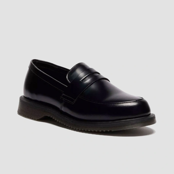 Dr. Martens loafersy Temara Polished Smooth czarne 41359001