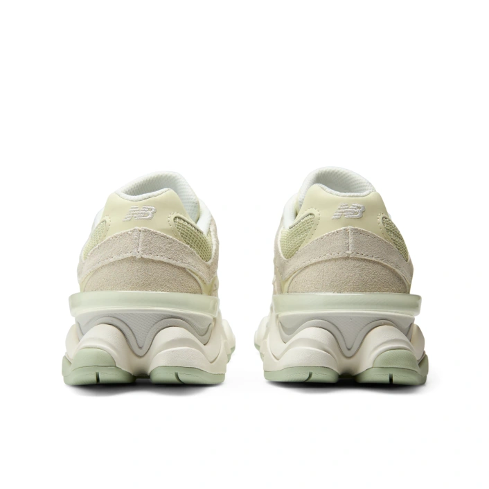 New Balance Buty Sneakersy 9060 U906072N