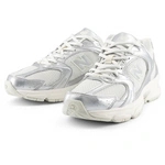 New Balance 530 U5303IR – srebrne sneakersy lifestyle unisex | NB 530 Silver Metallic