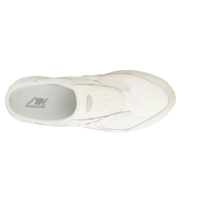 New Balance M2002RMQ