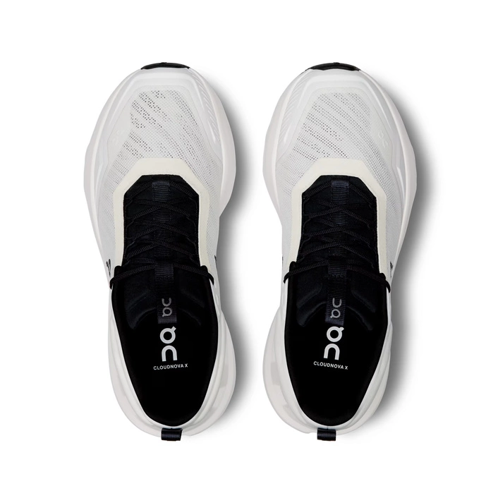 On CLOUDNOVA X White-Black 3WE30410462