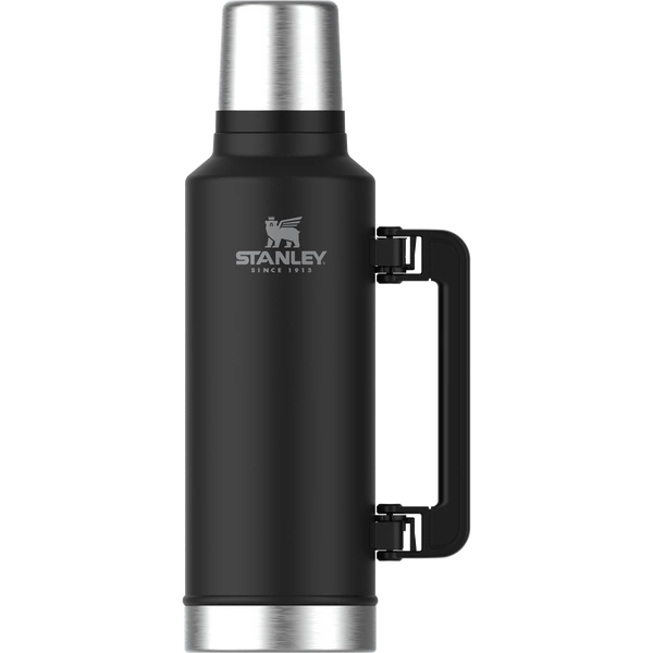 Stanley Termos 1,9L LEGENDARY CLASSIC MATTE BLACK