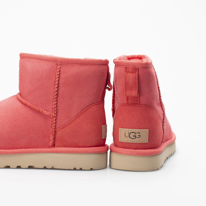 UGG CLASSIC MINI II BOOT HIBISKUS PINK