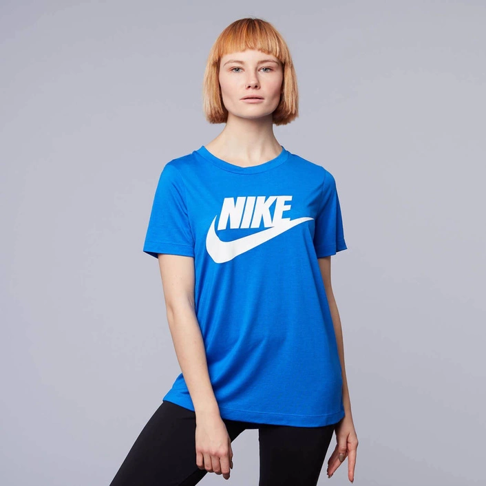 Nike WMNS Sportswear Essential Tee 829747-403