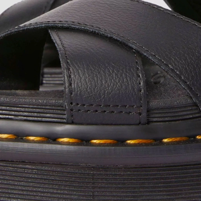 Dr. Martens sandały Voss II Athena czarne damskie 31558001