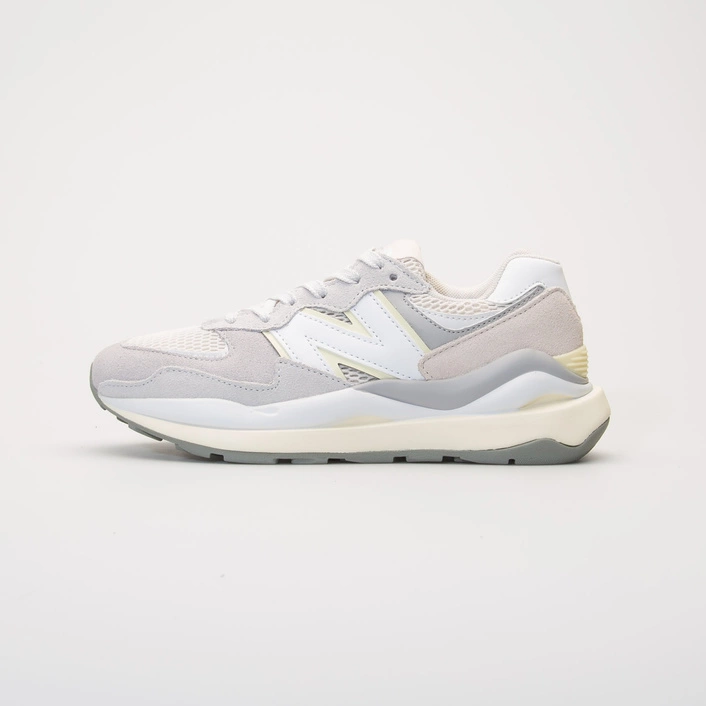 New Balance W5740SGC