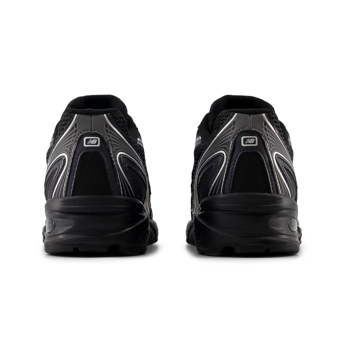 New Balance Buty Sneakersy Czarne U740BM2