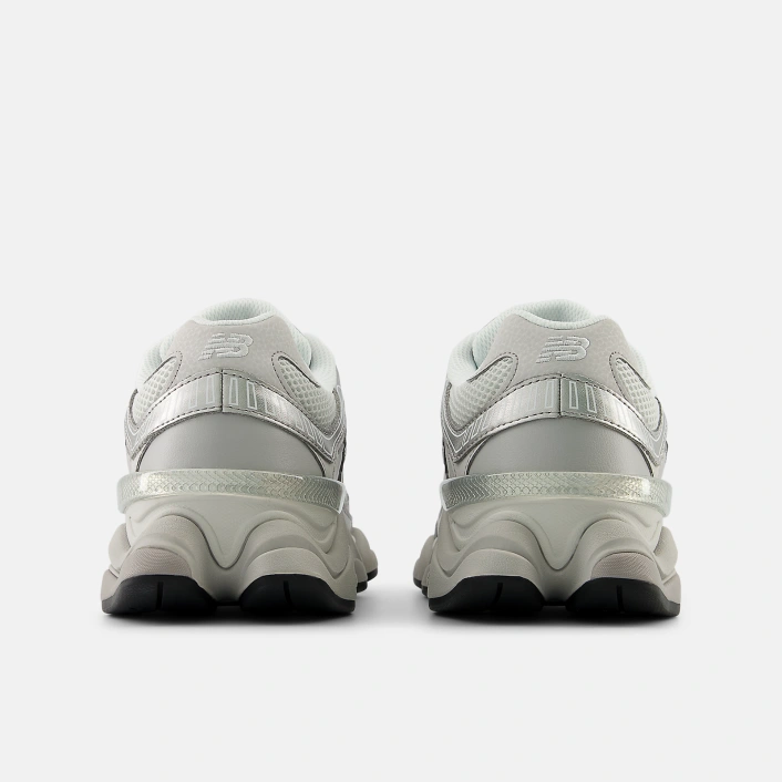 New Balance Buty Sneakersy 9060 U90606MU