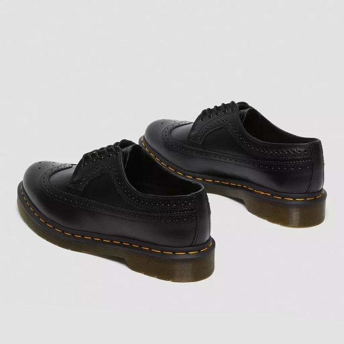 Dr. Martens półbuty brogue 3989 Yellow Stitch Smooth czarne męskie 22210001