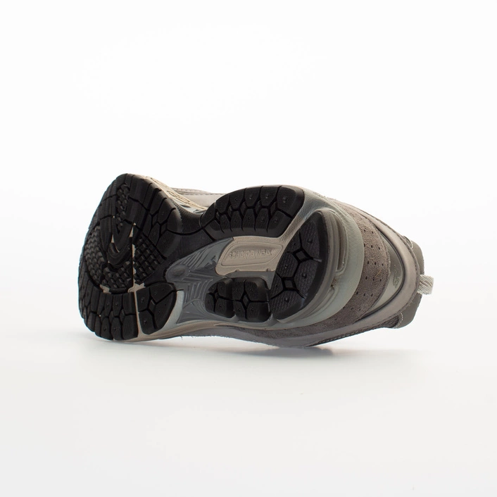 New Balance Sneakers M2002RVC