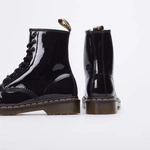 Dr. Martens BUTY DAMSKIE 1460 W BLACK PATENT LAMPER 11821011
