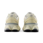 New Balance Buty Sneakersy Beżowe 9060 U9060WNB