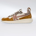 KAOTIKO RETRO RUNNING WOMAN