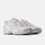 New Balance Buty Sneakersy 740 U7405I7