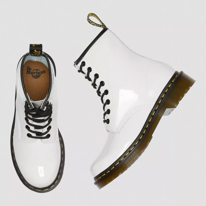 Dr. Martens glany 1460 Patent Lamper lakierowane białe damskie 11821104