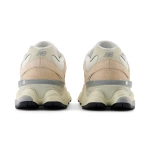 New Balance Buty Sneakersy Beżowe 9060 U9060WNA