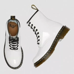 Dr. Martens glany 1460 Patent Lamper lakierowane białe damskie 11821104