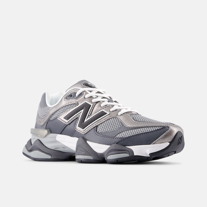 New Balance Buty Sneakersy 9060 U906051K