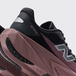 New Balance Damskie Buty Biegowe FuelCell Rebel v5 WFCX3WA