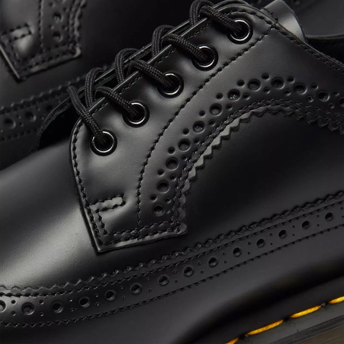 Dr. Martens półbuty brogue 3989 Yellow Stitch Smooth czarne męskie 22210001