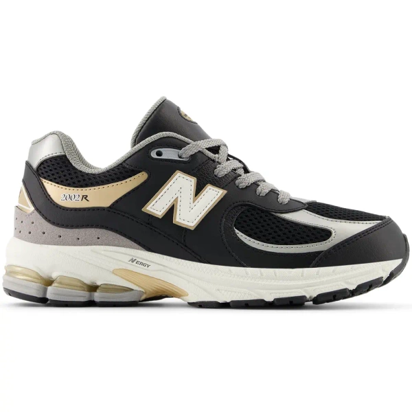 New Balance Buty Sneakersy Czarne 2002 GC2002PO