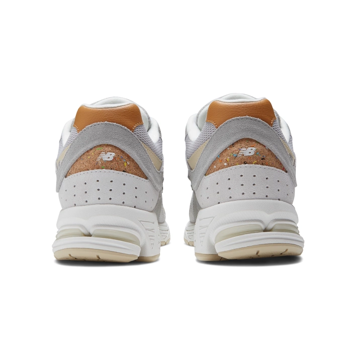 New Balance Buty Sneakersy Szare 2002 M2002RSB