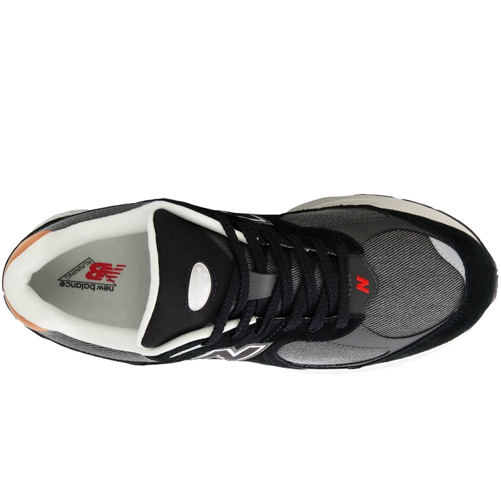 New Balance M2002REB