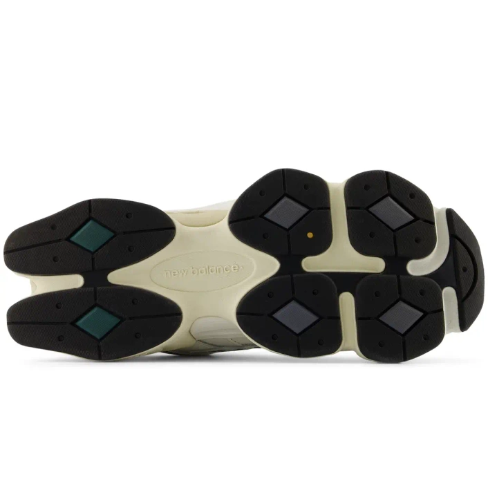 New Balance Buty Sneakersy Beżowe 9060 U9060ESD