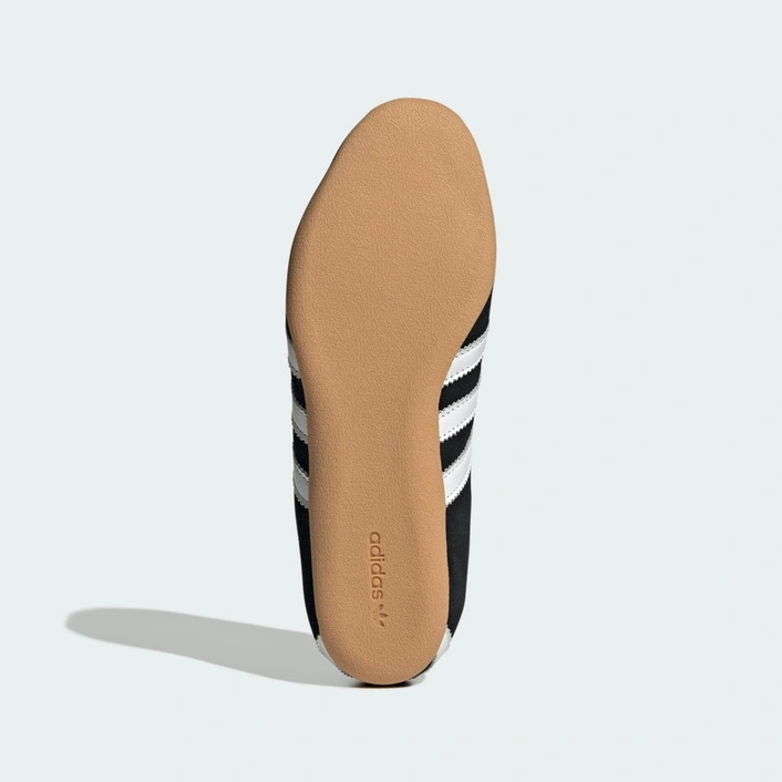 adidas Tokyo (W) Core Black / Cloud White / Gum JI0183