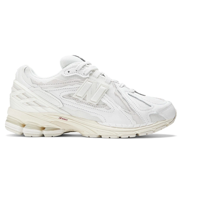 New Balance M1906DE