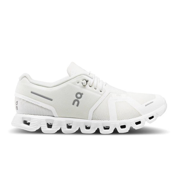 On Running CLOUD 5 W Undyed-white-white 5998373