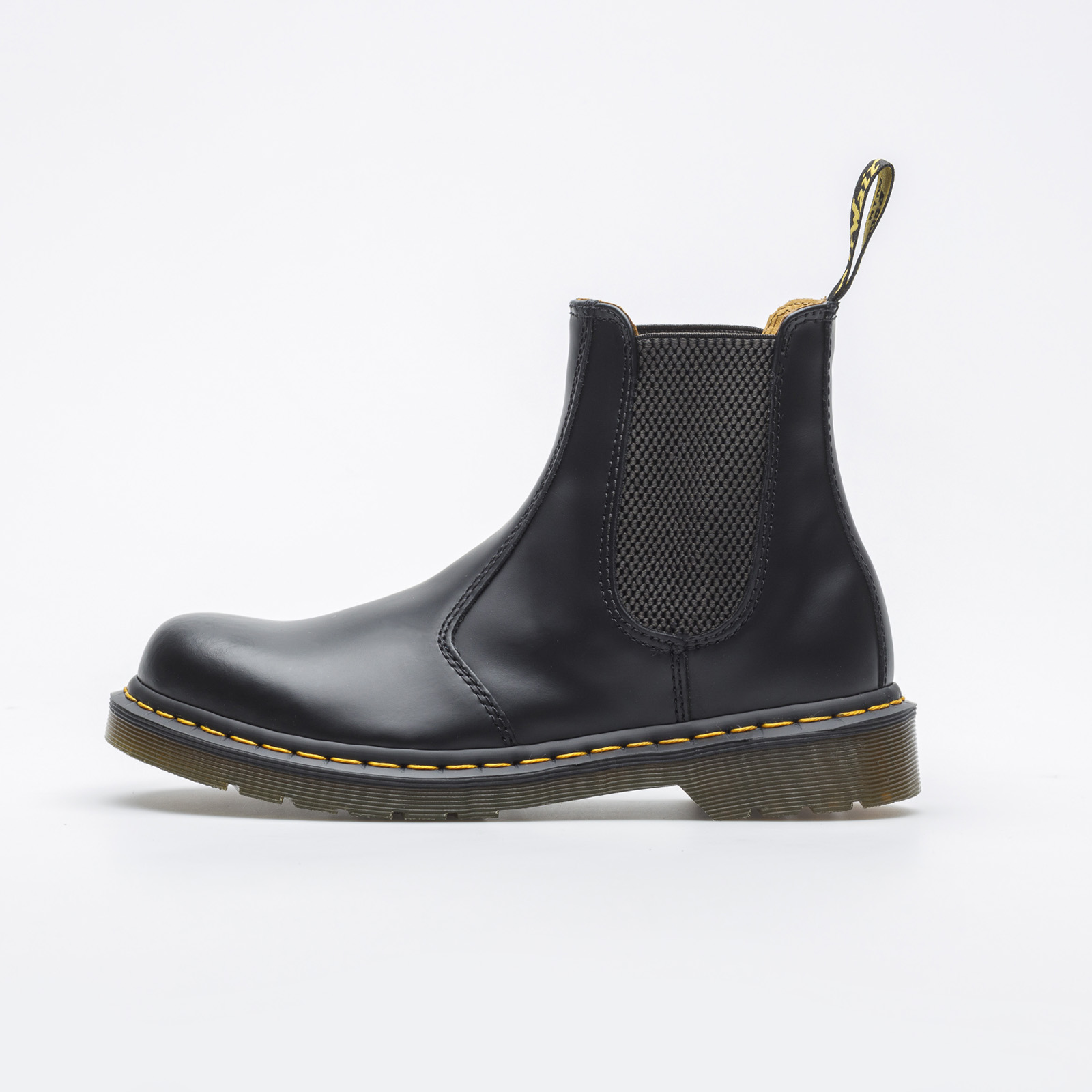 Doc martens 2025 banzai chelsea boots