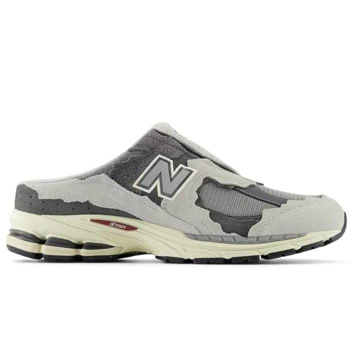 New Balance Buty Sneakersy Szare 2002 M2002NA