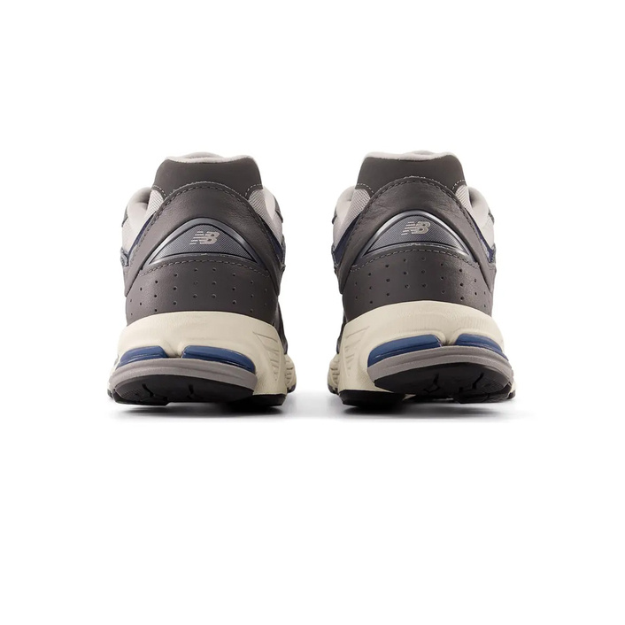 New Balance Sneakers M2002RHP Castle Rock