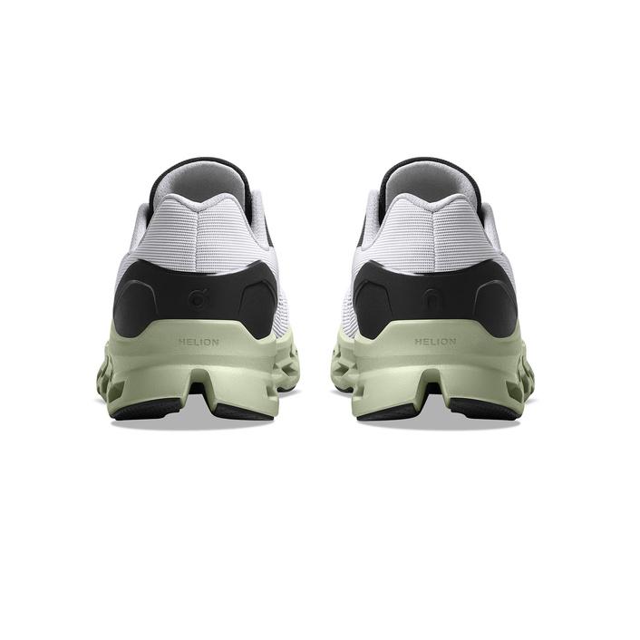 On Running CLOUDSTRATUS W 3998997
