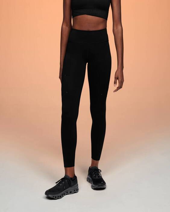 On Running PERFORMANCE TIGHTS Black 1WE11930553